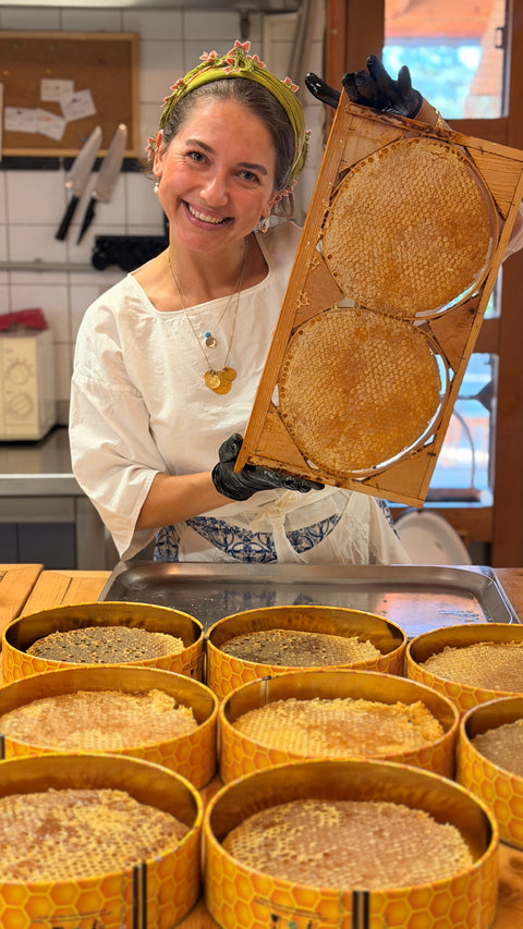 Karakovan Petek Balı (950gr-1000gr)