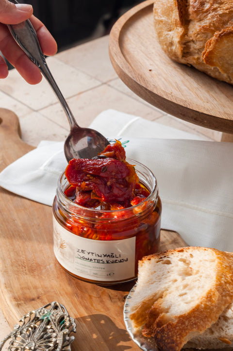 Zeytinyağında Soslu Domates Kurusu (330gr)